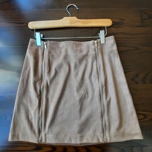 Dynamite Tan Faux Suede Zip Skirt Size Small